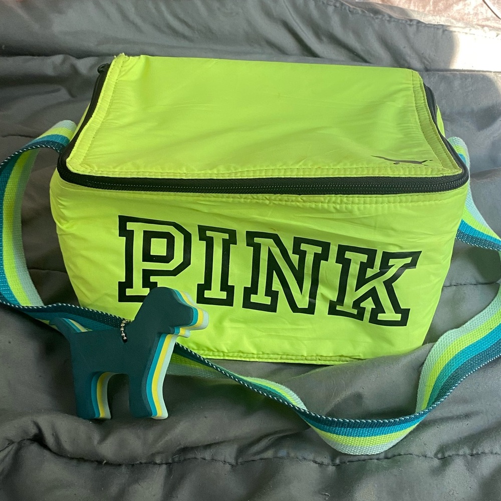 PINK lunch box